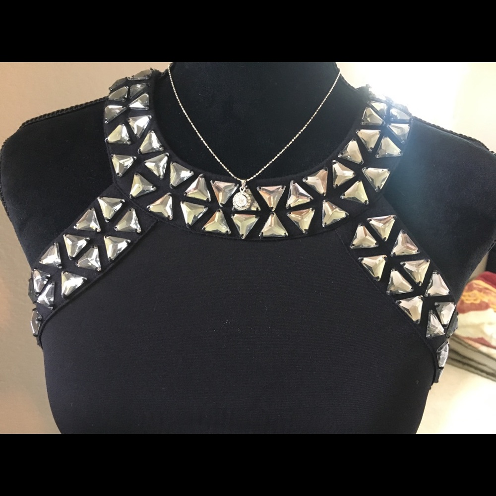 Brand new beautiful top from express with tag
